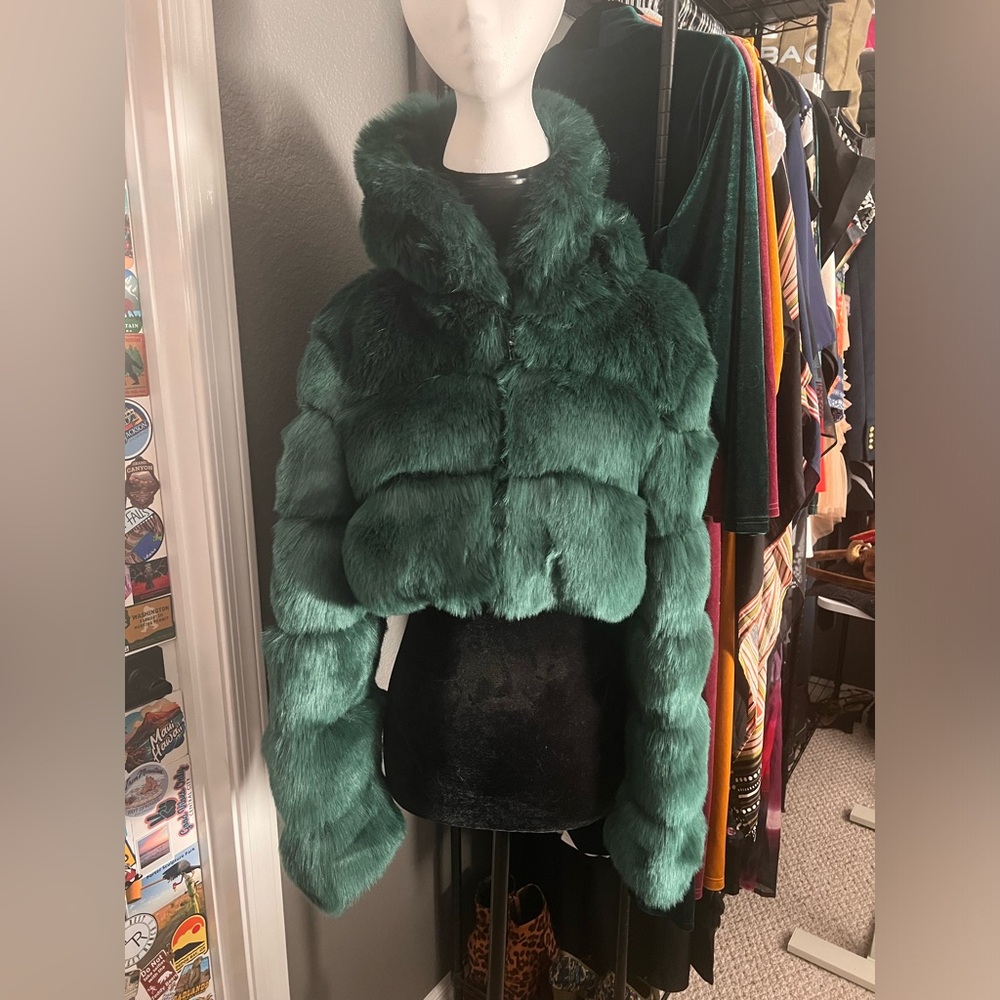 Hunter Green Faux Fur Crop Jacket with Hood